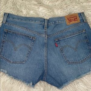 LEVI SHORTS